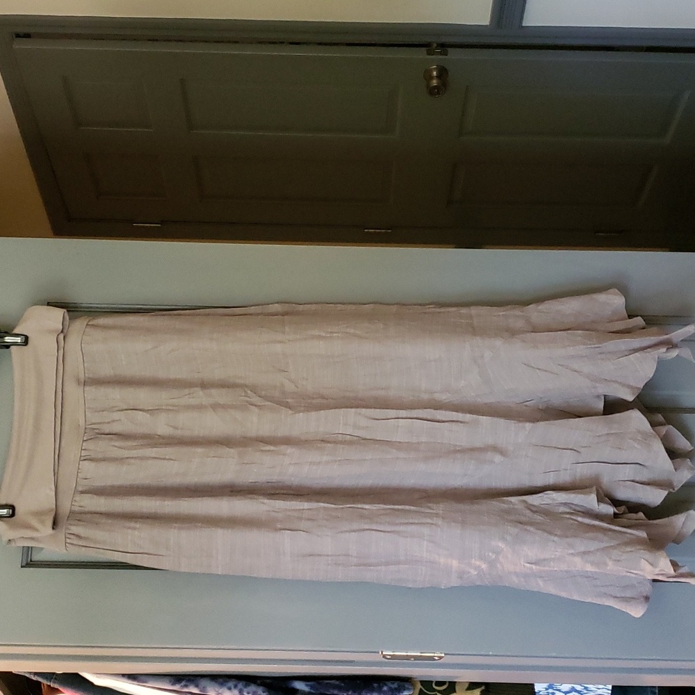 Apt.9 M Taupe skirt